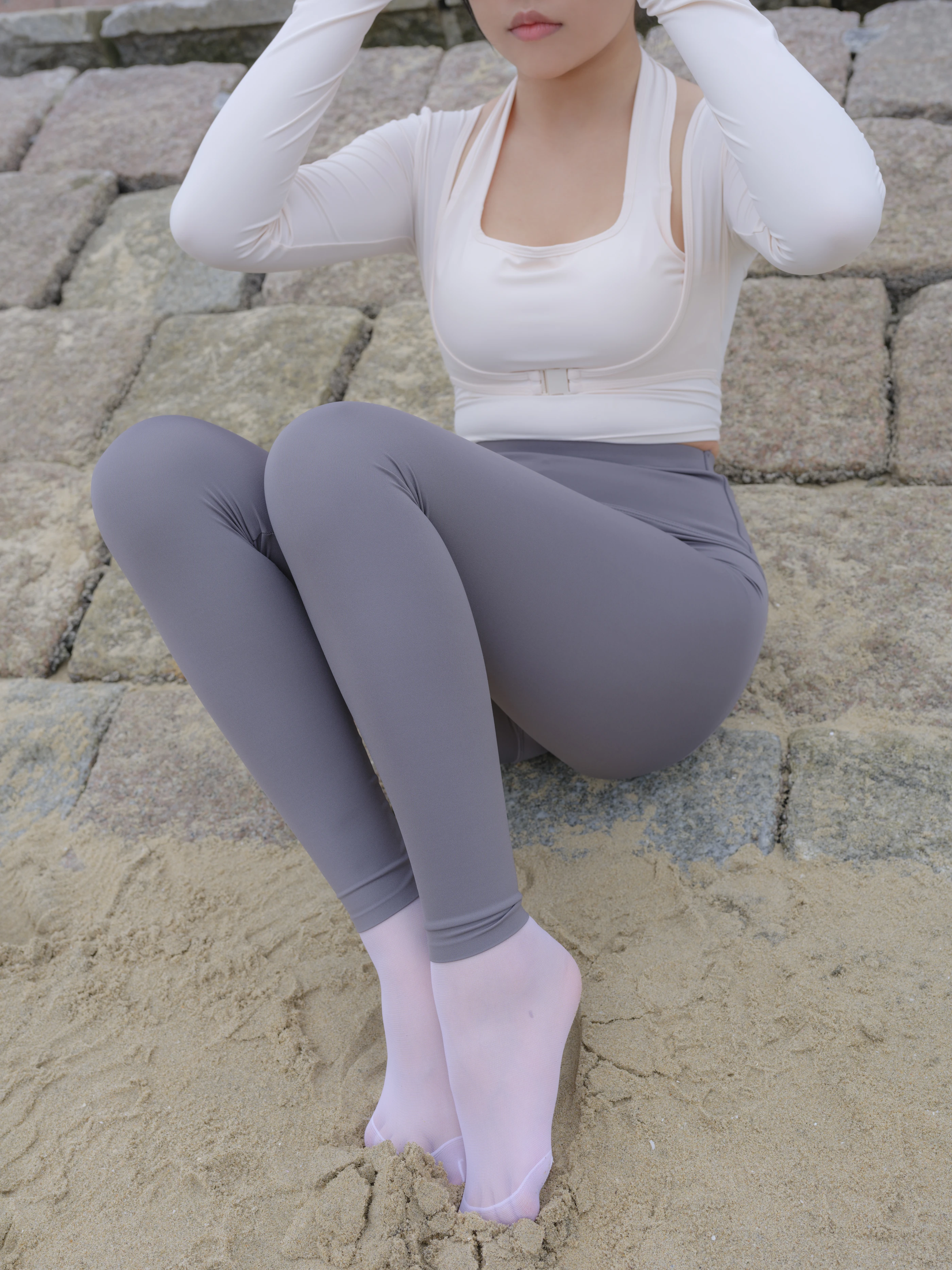 森萝财团 晴涩 11E4K 瑜伽服 [104P 1V]插图